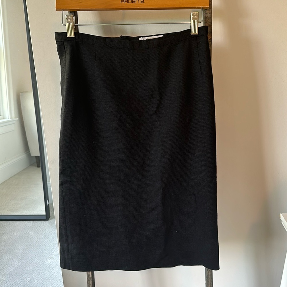 Dolce and Gabbana black pencil skirt